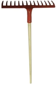 RAKE WITH 14 CURVED TEETH WITH WOODEN H 1
