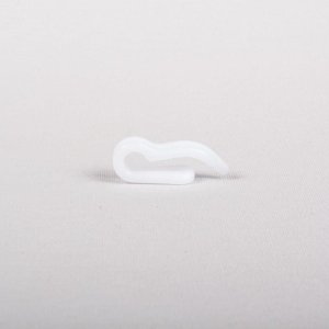 HOOK DOUBLE PLASTIC WHITE (30) 1