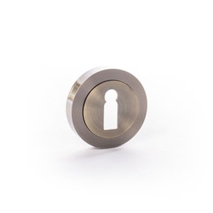 KEY ESCUTCHEON A01 ANTIQUE BRASS 1