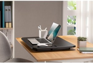 Nakładka na biurko pod laptopa do pracy stojącej siedzącej 20