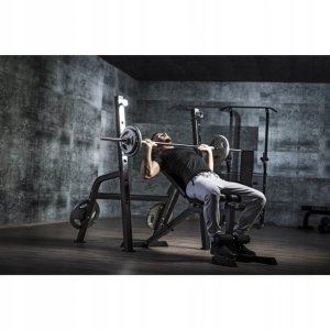 Ławka pod sztangę + modlitewnik i stojaki 8