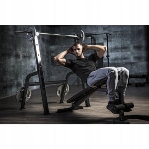 Ławka pod sztangę + modlitewnik i stojaki 9