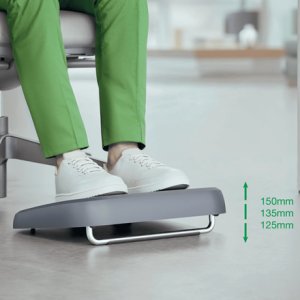 Regulowany podn�ek Leitz Ergo szary 4