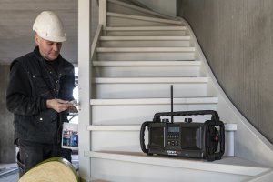PerfectPro WORKSTATION Job Site Radio 8