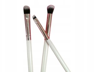 BOBBI BROWN CONCEALER BLENDING BRUSH 14