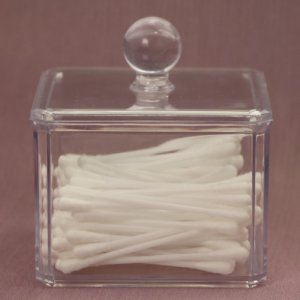 Dėžutė kosmetiniams vatos krapštukams Square 4