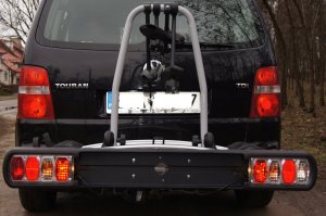 Dviračių laikiklis Alburnus 56012R su atlenkimo mechanizmu, 4 dviračiams 2