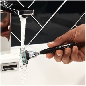 Gillette Mach3 skustuvo papildomos galvutės, 16 vnt. 2