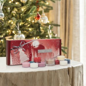 Yankee Candles žvakių rinkinys su žvakide Christmas, 10 vnt. 2
