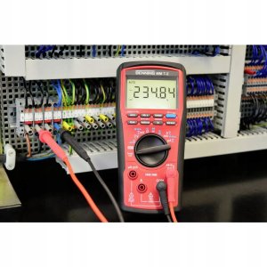 Miernik uniwersalny BENNING MM 7-2 cyfrowy z akcesoriami 2