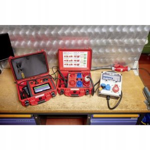 Tester urządzeń elektrycznych BENNING ST 755 + 4