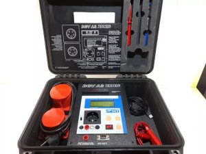 Tester urządzeń elektrycznych BENNING ST 755 + 5