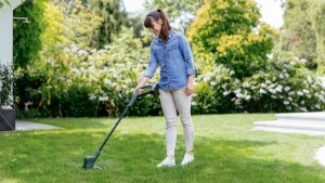 PODKASZARKA EasyGrassCut 18V-230 BT 14