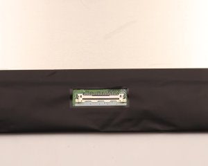 13.3-inch WUXGA IPS laptop 3