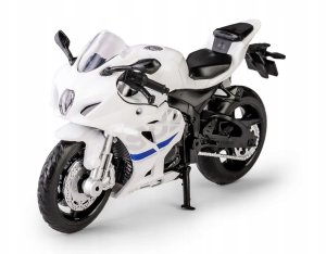 Model MSZ 1:18 Suzuki GSX-R1000 biały 33167 3