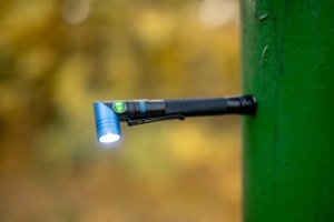 Latarka taktyczna Newell FL250L USB-C 16