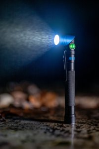 Latarka taktyczna Newell FL250L USB-C 21