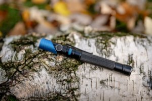 Latarka taktyczna Newell FL250L USB-C 8