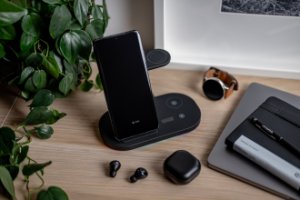 Ładowarka Newell Ładowarka indukcyjna induOne N-GY-Z7L do 3 urządzeń mobilnych - czarna 10