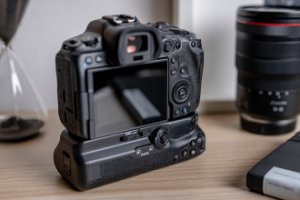 Battery Pack Newell BG-R10 do Canon 10