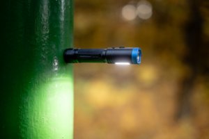 Latarka taktyczna Newell FL1000 USB-C 16