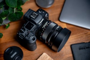 Obiektyw Voigtlander Nokton 50 mm f/1,0 do Canon RF 18