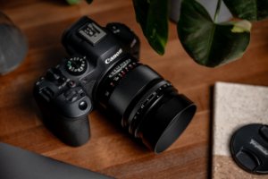 Obiektyw Voigtlander Nokton 75 mm f/1,5 do Canon RF 13