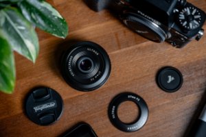 Obiektyw Voigtlander Ultron 27 mm f/2,0 do Fujifilm X - czarny 8