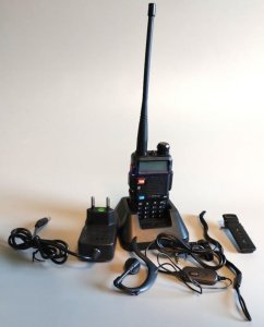 Radiotelefon Baofeng UV-5X dualband VHF UHF 2