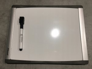 Nobo Magnetyczna tabliczka suchościeralna z zaokrągloną dwukolorową ramą 215x280 mm 4
