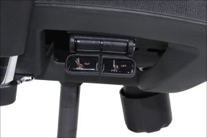 Fotel biurowy ERGONEW S1 czarny siatka STEMA 7