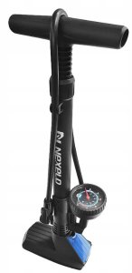 Pompka podłogowa rowerowa z manometrem Nexelo z zaciskiem na zawór 2