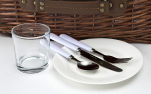 Koszyk piknikowy z wyposażeniem 4 os. brąz 693550 5