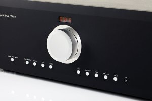 Wzmacniacz zintegrowany Musical Fidelity M8xi czarny 3