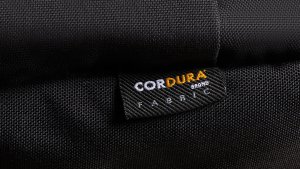 Incase City Compact w/Cordura - Black 11