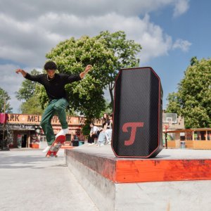 Teufel ROCKSTER AIR 2 Bluetooth Speaker wireless black 12