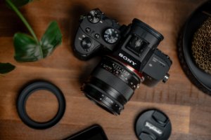 Obiektyw Voigtlander Obiektyw Nokton 28 mm f/1,5 do Sony E 12