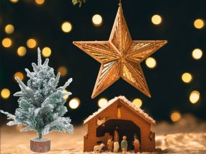 Choinka sztuczna śnieg mała 50cm ozdobna na biurko 2