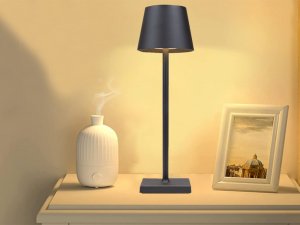 Lampka biurkowa Verk czarna 10