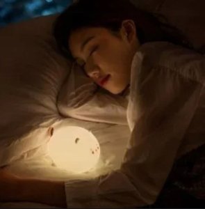 Silikonowa lampka nocna LED kolory KOT KOTEK 4