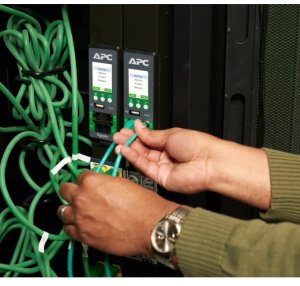 APC NetShelter Rack PDU Advanced - Stromverteilungseinheit (Rack - einbaufahig) - gemessen - AC 400/415 V - 17.3 kW - 17300 VA - 3 Phasen - Ethernet 10/100/1000, Ethernet 10/100 - Eingabe, Eingang IEC 60309 530P6 - Ausgangsanschlusse: 48 (24 x IEC 60 9