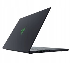 RAZER Gaming Laptop Blade 16 (QHD+ 240Hz OLED/Ryzen AI 9 365/32GB/RTX 5070 Ti/1TB) 8