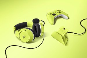 Razer | Ausinės Žaidimams Kaira X ir Charging Stovas skirta Xbox Controller Duo Bundle | su laidu | Over-Ear 1
