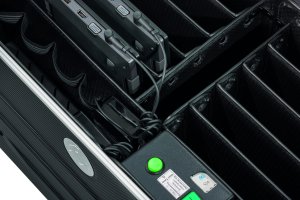 PARAT Paraproject Case N10 f�r 10 Notebooks bis 39,62cm 15,6Zoll Charge Only EU-Version - schwarz 1