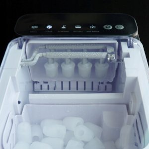 Kostkarka do lodu Blaupunkt Kostkarka IMB301 maszyna do lodu 4