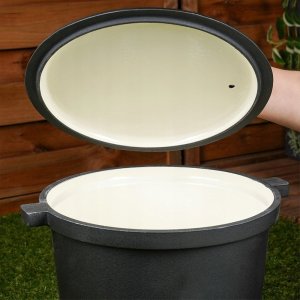 Kociołek żeliwny emaliowany na nóżkach z pokrywką CAST LINE 8 l 6