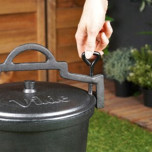 Kociołek żeliwny emaliowany na nóżkach z pokrywką CAST LINE 8 l 7