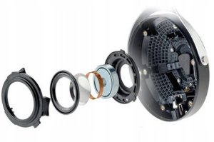 Focal Elegia (open box) 8