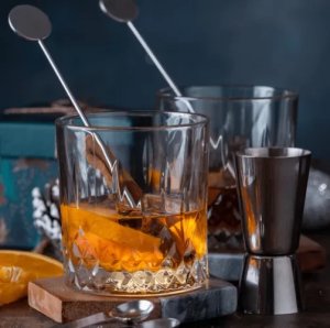 Octopus Publishing Group Ravenhead® Whiskey cocktail set 10 elementy 2