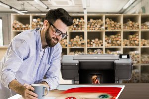 HP DesignJet Z9+ 111cm 44" Großformatdrucker mit Postscript 17